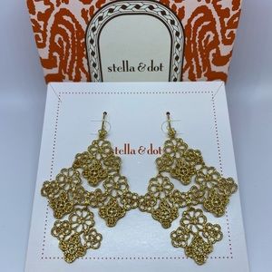 Stella & Dot Chantilly Lace Earrings